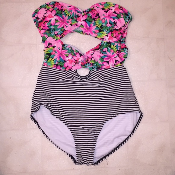 One Piece Striped and Flower Bathing Suit - Picture 1 of 3